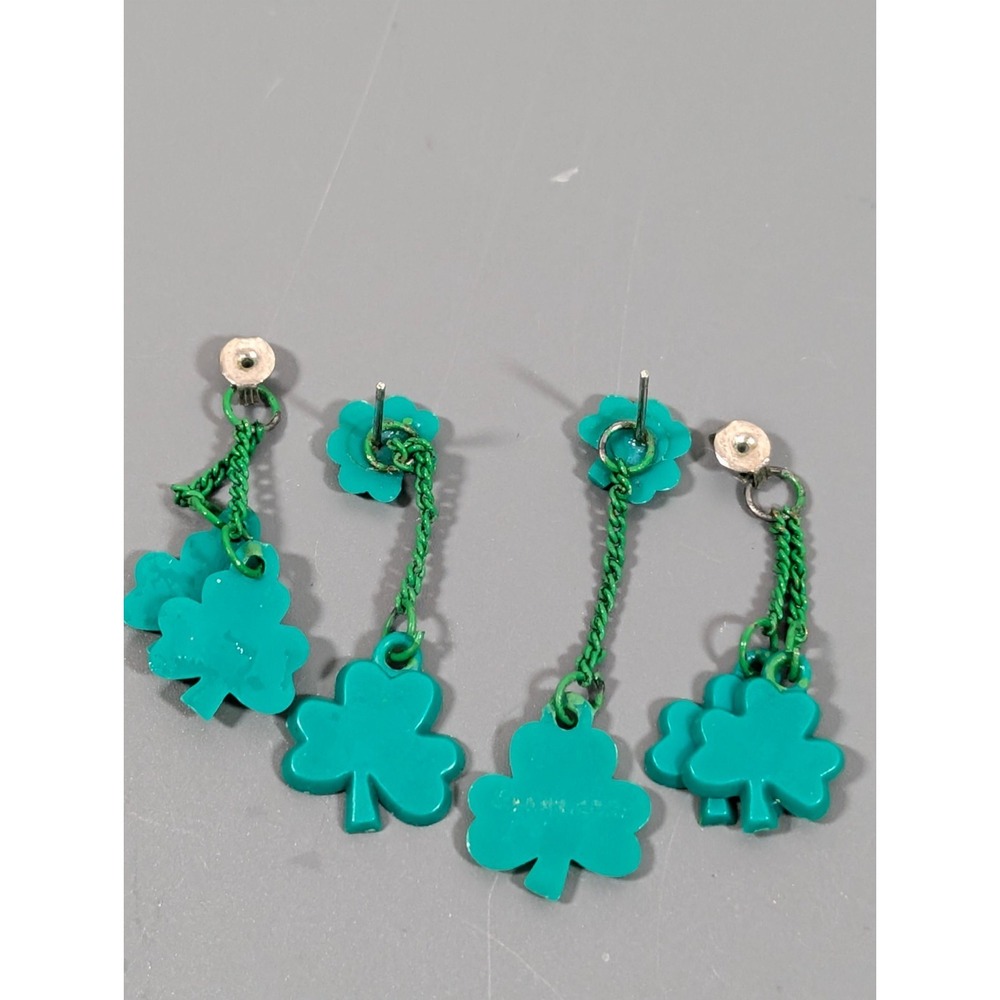 Vintage Hallmark Green Clover Front‎ Back Dangle Earrings Luck St Patricks Day - Picture 9 of 11